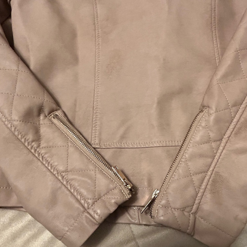 Urbanology Beige Faux Leather Moto Jacket - Picture 13 of 15